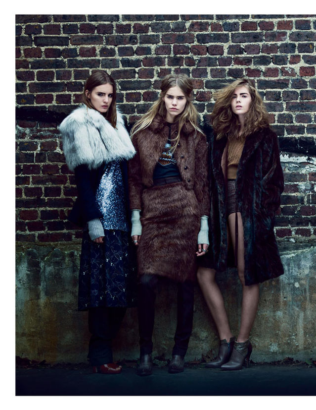 08. W - Wall Flowers - Tilda Lindstam, Stina Rapp, Julier Bugge, Ashleigh Good, Rosie Tapner & Kirstin Liljegren